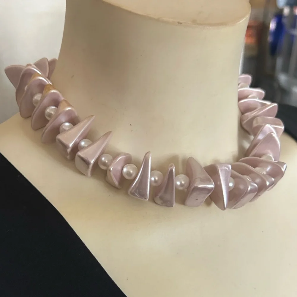 Vintage Chunky Lilac & Pearl Bead Choker Necklace